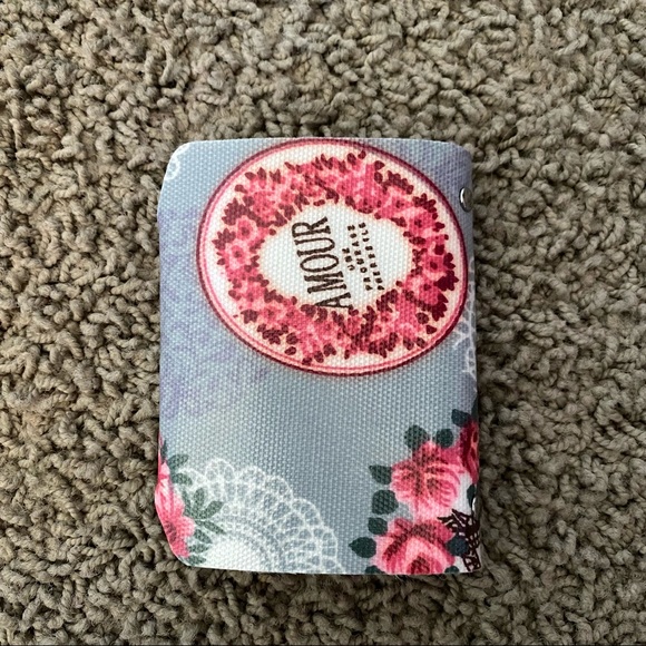 Card holder - Picture 2 of 5